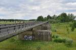Ca 500m hinter der Blockstelle Flötz befindet sich die Flutbrücke Flötz welche 1992 bis 1993 neu gebaut wurde.