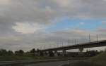 Die Brcke Molsdorf der zuknftigen Neubaustrecke von Nrnberg nach Erfurt, am Autobahnkreuz Erfurt; 09.09.2011