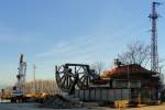 Der erste zurckgebaute Brckentrog der Eisenbahnbrcke in Anklam. - 15.01.2012
