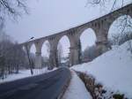 Dieses schne Viadukt steht in Lichte. Leider ist die Strecke darber schon Stillgelegt. Gesehen am 20.01.13