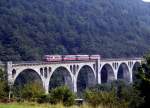 Willinger Viadukt mit viertlg. Schienenbusgarnitur n. Korbach, 10.09.1989