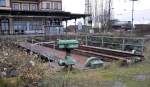 Alteisen Bahn - alte Drehscheibe (offensichtlich mit Handbetrieb) mitten im Bahnhofsgelnde Dren - 29.11.2009