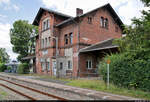 Das alte Empfangsgebäude des Bahnhofs Könitz(Thür).