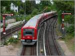 Ausfahrende S-Bahn aus Blankenese.