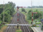 Die beiden Ausfahrsignale P1 und P2 Richtung Niebüll,am 23.Juni 2021,in Klanxbüll.