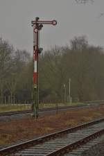 Bei rheinischen Nieselregen ist hier das Einfahrsignal vom Bahnhof Rheindahlen zu sehen.
