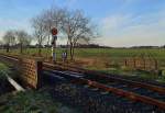 Brcke mit anschliessendem Vorsignal am Eisernen Rhein kurz vor Rheindahlen.