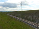 Die neue Schnellfahrstrecke von Erfurt nach Nürnberg bei km 183.4, hinter dem Tunnel Augustaburg bei Erfurt.