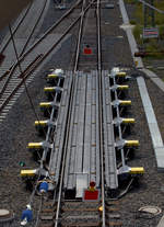 Blick von der Berliner Brücke (Halle Saale) auf eine moderne Gleisbremse.