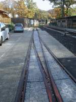 Diese eingepflasterte Weiche befindet sich in Ghren und wird per Stellhebel gestellt.Aufgenommen am 26.Oktober 2013.