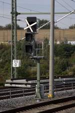 KM 111,0 , die Gleise sind fertiggestellt, momentan werden noch  Gleisjoche und Weichen fr die Einbindung des Bahnhofes Radebeul Ost hier zwischengelagert.