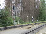 Durch die Schachbretttafel signalisiert,das das Ausfahrsignal P2,in Drei Annen Hohne,links steht.Aufgenommen am 31.August 2022.