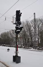 Haupt -und Vorsignal im Osnabrck HBF am 27.12.2010.