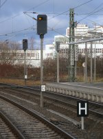 Vorsignalwiederholer im Rostocker Hbf am 17.Dezember 2011.