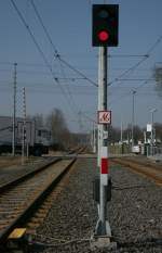 Ein Lichthautsignal in Neukirchen Klaffenbach, ausfahrtsseitig Richtung Stollberg.