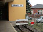 Die Harzquerbahn endet,in Nordhausen Nord,an diesem Prellbock.Aufgenommen am 01.September 2022.