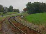 An der Einfahrt in Siegelsbach ist diese Trapetztafel zu sehen.....Krebsbachtalbahn.6.10.2013