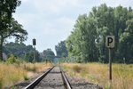 Zwischen Hamminkeln und Dingden sind einige ungesicherte Bahnübergänge die mit Pfeiftafeln angezeigt werden. Blick Richtung Wesel.

Hamminkeln 02.07.2016