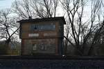 Ehemaliges Stellwerk in Steinsfurt am Nachmittag vom Freitag den 7.2.2020 ins Gegenlicht aufgenommen.