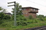 Das ehemalige Stellwerk Nmf am 22.05.2024 im Bahnhof Northeim (Han).