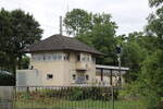 Das Stellwerk Sf in Sarstedt am 09.07.2026.