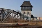 10.03.10 , Berlin Treptower Park , ehemal. Stw Tnt (Treptow Nordturm) an den Spreebrcken