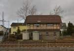 Stellwerk Kruft, es ist fr den Bahnbergang, die Signale und die Weichen zustndig.