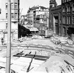 SSB Stuttgart__Gleis- und Tunnelbau__Der (damals noch ) U-Bahn-Tunnel aus der Stadtmitte erreicht den Marienplatz.