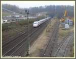 Baustelle des neuen Schlchterner Tunnels, am 15.11.2008 von einer Fugngerbrcke ber die Strecke aufgenommen. Rechts im Hintergund der alte Tunnel, den 401 078 gerade verlassen hatte. Links davon die Baustelle des neuen Schlchterner Tunnels.