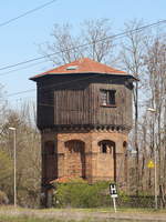 Bahnwasserturm als Wasseraufbereitungsanlage in Zossen, Brandenburg, fotografiert am 21.