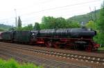 ... da kam der Zug unter ohrenbetubendem Quietschen erneut zum Stehen, kaum dass er 100m gefahren war. (Bacharach, Ausfahrt Richtung Bingen-Bingerbrck, 16.05.2009).