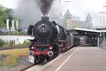 01 1066 mit einem Sdz zum Bahnhofsfest nach Wuppertal Vohwinkel in Steinbeck am 07.06.2009