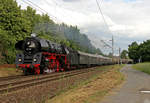 01 519 mit einem Sonderzug der Arbeitsgemeinschaft Westfalendampf von Köln zurück nach Emden via Münster (Lokwechsel) in Leverkusen-Alkenrath am 02.06.2018