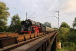 Am 2.6.18 bespannte 01 519 den Sonderzug von Westfalen-Dampf aus Emden über Münster nach Köln.