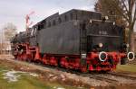 Imposant auch die Rckansicht der 1937 gebauten Lok. Wie wir wohl mit 71 aussehen? (Treuchtlingen, Altmhltherme, Nov. 2008).