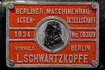 Herstellerschild an der Dampflokomotive 01 111. (Dampflokomotiv-Museum Neuenmarkt-Wirsberg, Juni 2019)