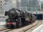 Der Sonderzug aus Deutschland zur 150 Jahrfeier der Eisenbahn in Luxemburg, gezogen von den Dampfloks 5519 und 01 118, fhrt am 09.05.09 in den Bahnhof von Luxemburg ein.