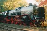Bilder aus dem Schuhkarton auf bestem ORWO-Color. Lokausstellung aus Anlaß 100 Jahre DB Museum Nürnberg, hier die Dresdner Museumslokomotive 01 137 am 16.10.1999.