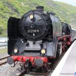 BR 01 118 (ausnahmsweise die Computer-Version) hat gerade den Sonderzug  Fahrt in den Frühlung  am 25.April 2015 nach Cochem an der Mosel gebracht.