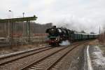 03 1010 am 15.12.07 an der Spitze eines Sonderzuges bei der Durchfahrt Haltepunkt Cainsdorf.Am Ende des Zuges lief noch 119 158-4 mit.