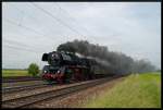 03 1010 bei voller Fahrt mit einem Sonderzug nach Horb kurz nach Mannheim.