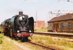 Bilder aus dem Schuhkarton auf bestem ORWO-Color. Die Dresdner Museumslokomotive 03 001 brachte am 17.07.1999 einen Sonderzug nach Meissen.