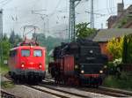 140 184-3 und 03 1010-2 bei der Paralleleinfahrt in den Lüneburger Bf.