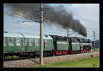 Die wunderschöne DR 18.201 fährt mit dem Sonderzug SR 19783 von Passau Hbf nach Wien Hbf, aufgenommen nahe Kumpfmühl auf der Passauerbahn.