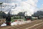 18 201 und 03 1010 verlassen am 01.04.'12 mit einem Sonderzug den Dresdener HBf.