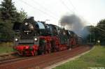 Heizhausexpress 2007: Glck hatte ich bei der Durchfahrt Kleinschirma - wenige Sekunden vorher war noch eine dicke schwarze Wolke vor der Sonne und es war stockduster! Als die 35er kamen, lugte die