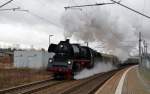 35 1097 befrdert ihren Sonderzug von Chemnitz nach Annaberg durch den Hp. Chemnitz-Hilbersdorf.