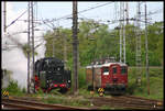 Traktionsablösung für den DPE 83694 im Bahnhof Bad Bentheim am 1.5.2005.