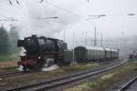 23 042 beim Umsetzen in Altenbeken am 03.07.2011. Das Bild entstand vom Bahnsteig!!! Damit die Admins es nicht wieder ablehnen...
