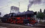 Aus dem frheren Dampflokbestand der Deutschen Bundesbahn gelangte
die Dampflok 23023 zum Museumsverein SSN in den Niederlanden.
Am 12.07.1989 nahm diese Lok an der Jubilumsparade der NS anllich
der 150 Jahrfeier in Utrecht teil.